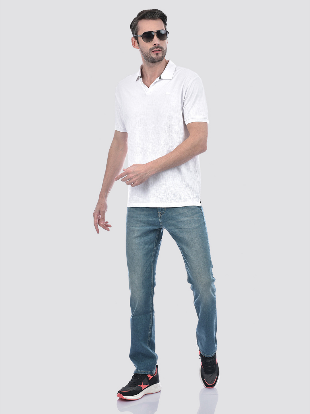 Numero Uno Men Solid White T-Shirt